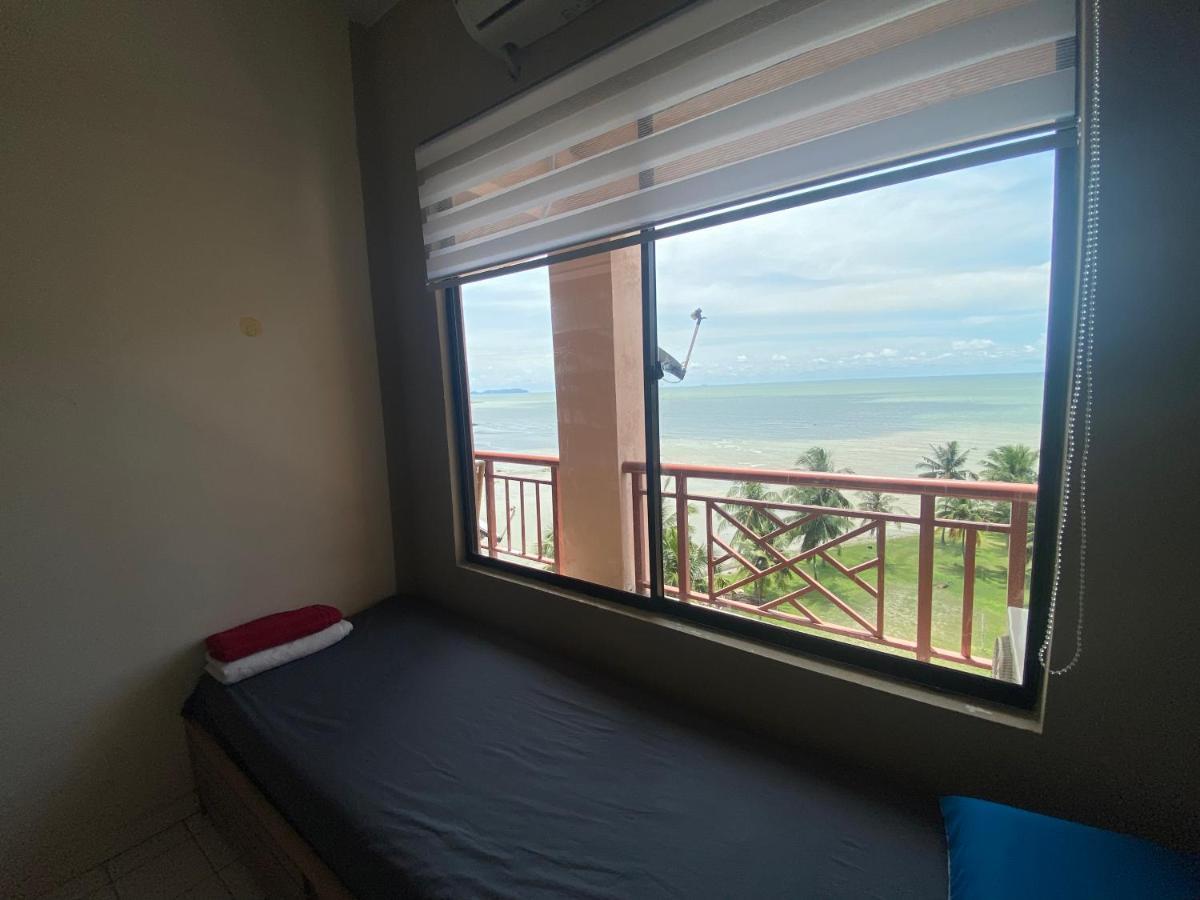 D' Sea View Apartment Port Dickson Exterior photo